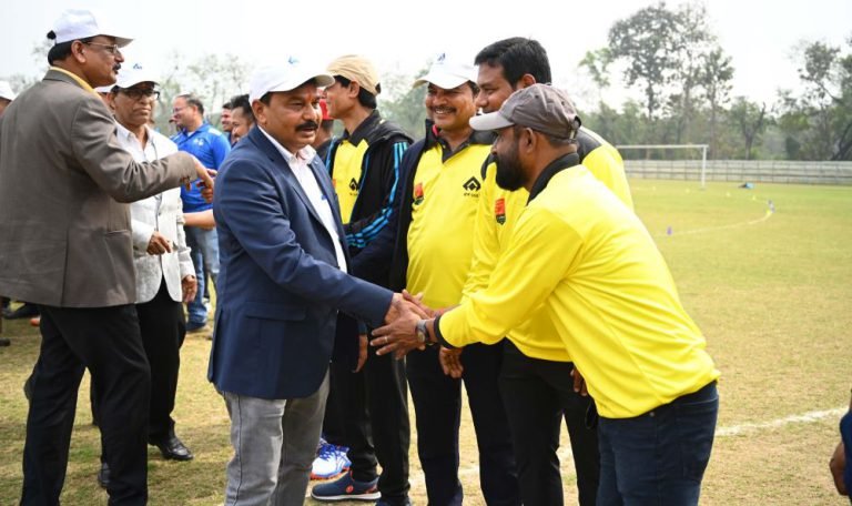 Ispat-Synergy-Cup-Cricket-Tournament-2024-Starts-in-Rourkela-17-teams-will-compete1