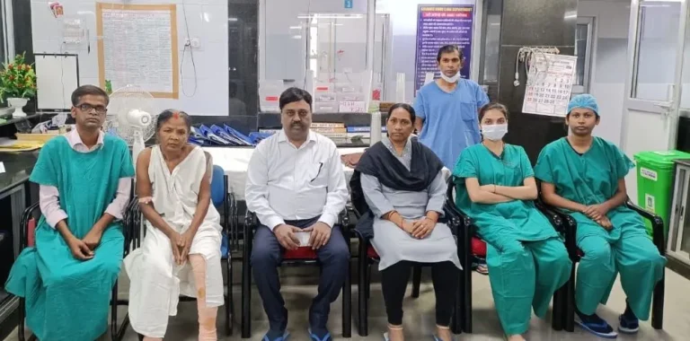 Burnt-woman-in-Ballia_-UP-treated-in-Sector-9-hospital-of-Bhilai-Steel-Plant_-burn-ward-a-big-succes