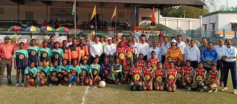 IISCO-Burnpur-Steel-Plant-fulfills-the-wishes-of-players-happy-faces