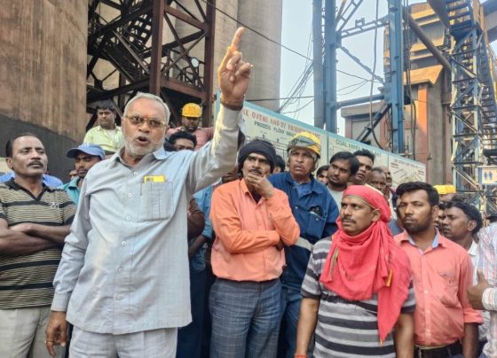 Protest of workers of Bokaro Steel Plant, Rajendra Singh roared on transactions under the table, watch video