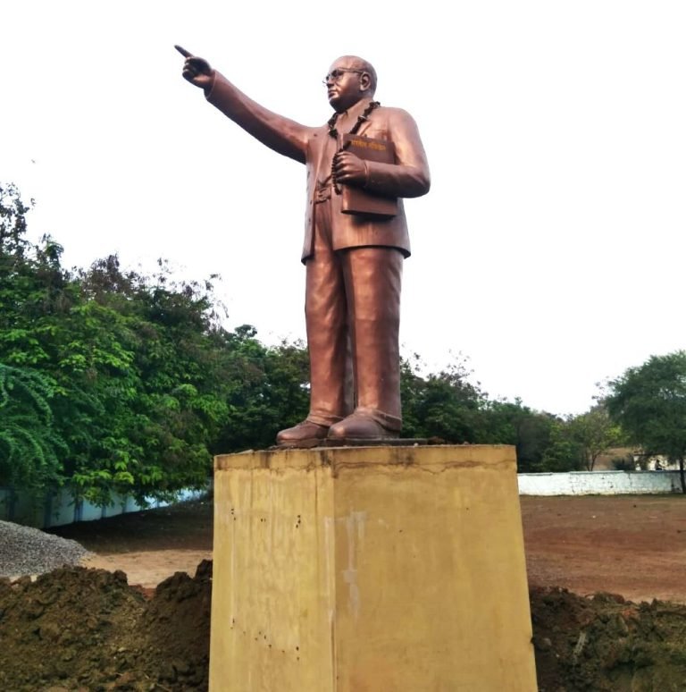 factionalism-of-BSP-SC-ST-Employees-Association-beautification-work-of-Dr.-Ambedkars-statue-stopped