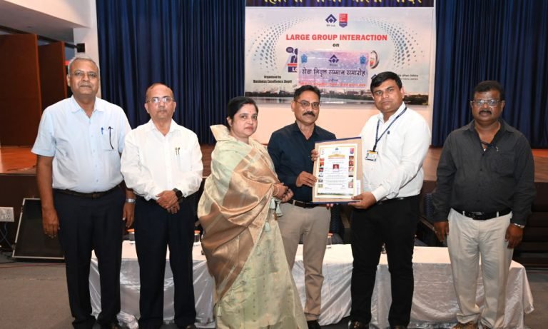 126-employees-officers-of-Bhilai-Steel-Plant-retired-ED-bid-farewell