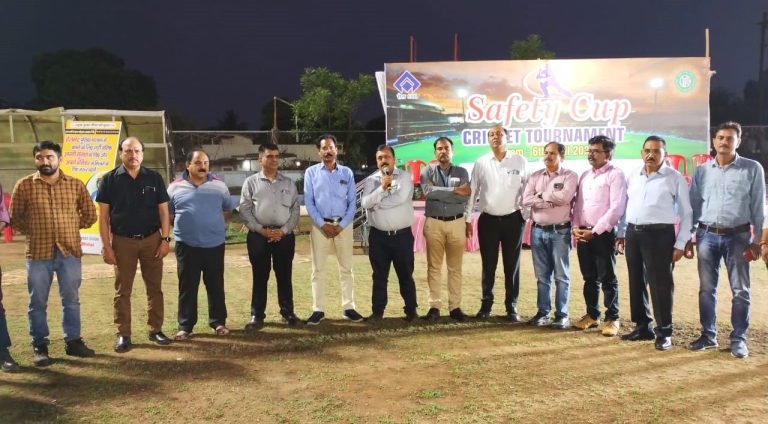 BSP-Safety-Cup-Cricket-Tournament-Rain-of-fours-and-sixes-message-of-safety-these-teams-won
