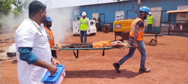shocking-photo-from-the-mine-of-sail-rourkela-steel-plant-read-details