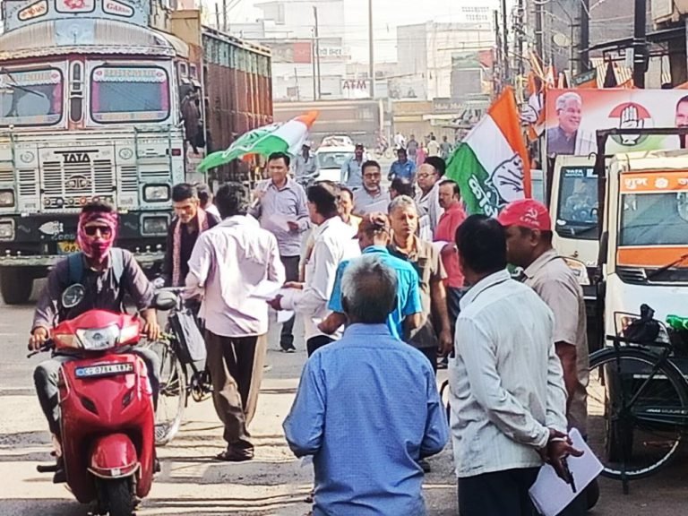 Joint-union-said-contract-labor-system-will-be-stopped-in-all-factories-including-Bhilai-Steel-Plant-wages-will-increase-if-India-coalition-government-is-formed