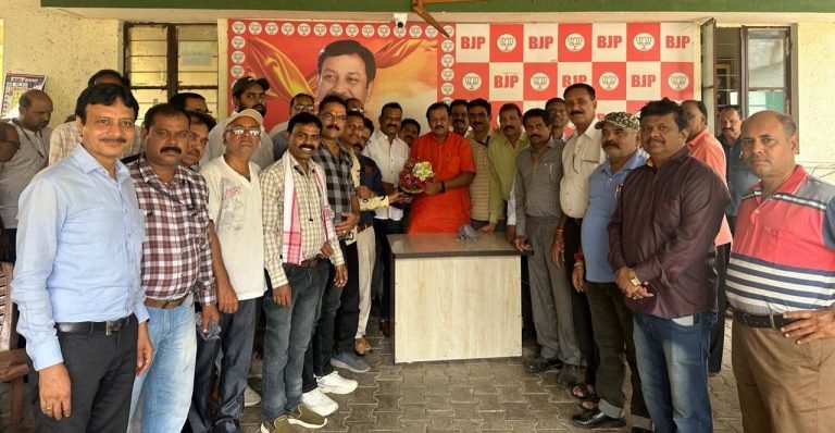 BMS-officials-met-MP-Vijay-Baghel-this-inside-story-came-to-light