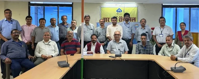 BRM-employees-and-officers-of-Bhilai-Steel-Plant-received-Shiromani-Award