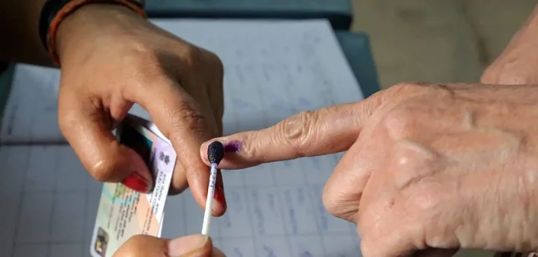 छत्तीसगढ़-की-राजधानी-की-रायपुर-दक्षिण-सीट-पर-कराएं