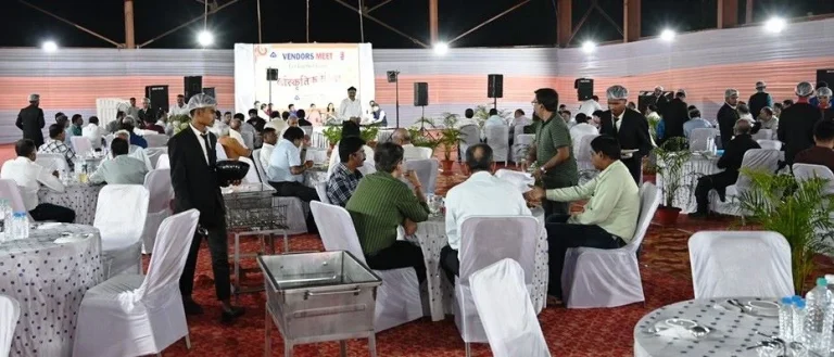 Vendors-Meet-with-BSP-DIC-ED-talk-about-business-amidst-music-1