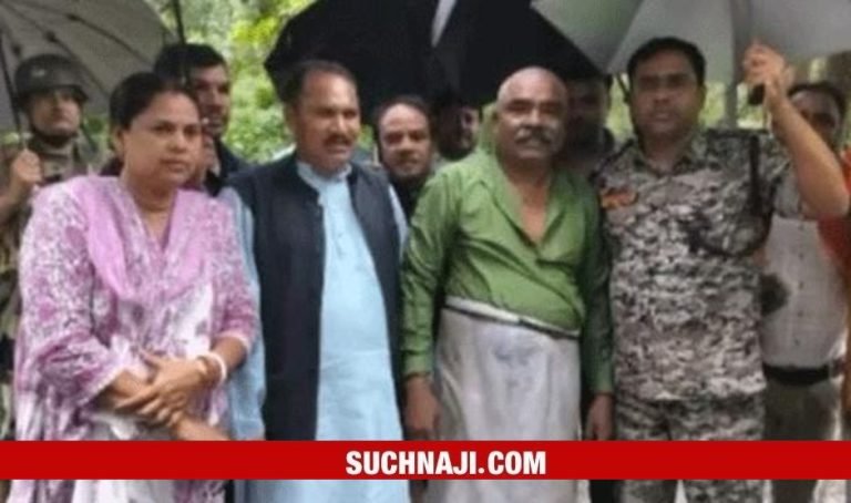Big-Breaking-Even-the-flood-of-the-river-could-not-shake-the-resolve-of-Radhe-Lal-regarding-the-membership-campaign-he-is-being-appreciated