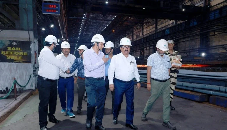 BSL-News-New-record-of-best-September-in-Hot-Strip-Mill-2300-children-are-getting-milk-daily