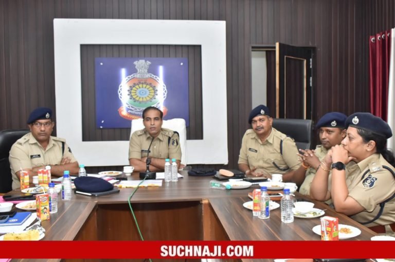 Durg-News-Strong-planning-made-to-stop-cyber-crime-make-people-aware-and-catch-criminals