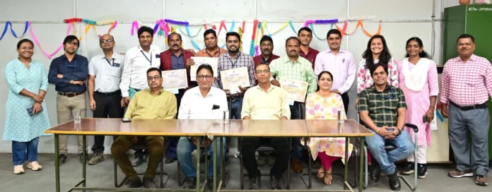 Shiromani Award to 2 officers and 5 employees of Bhilai Steel Plant