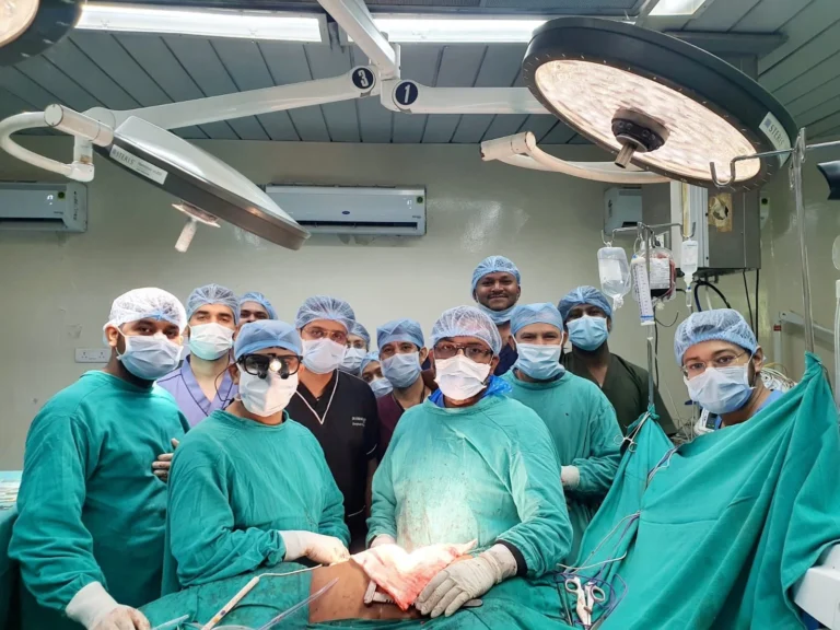 Doctors of Ambedkar Hospital created history, removed five kg tumor stuck to lungs and heart