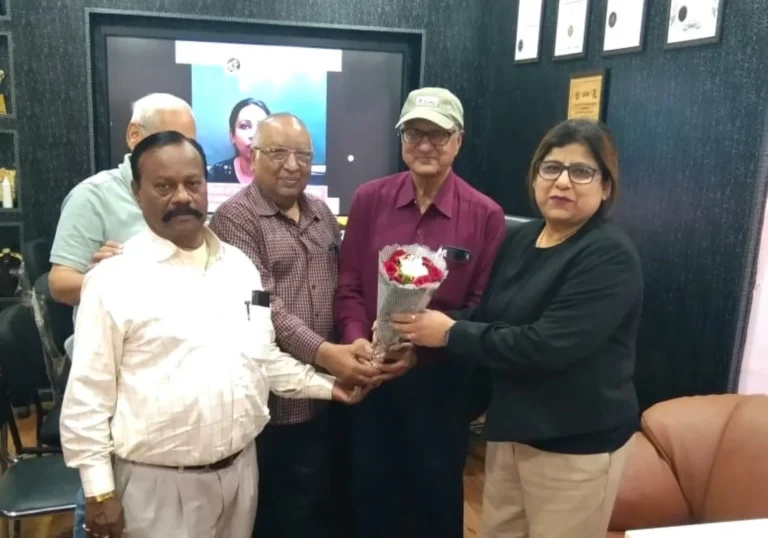 EX BSP OA reached Revival Hospital, talked about laparoscopic surgery, cashless facility from SAIL Mediclaim scheme for test tube baby