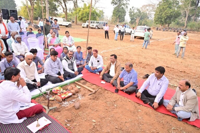 BSP is doing the construction work of ITI building, ED performed the Bhoomi Pujan