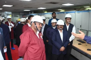 Steel Minister HD Kumar Swamy gave this gift to Bokaro Steel Plant, read what he did on the first day