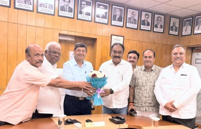 Contractors met Rakesh Kumar, ED Works of Bhilai Steel Plant, read what happened