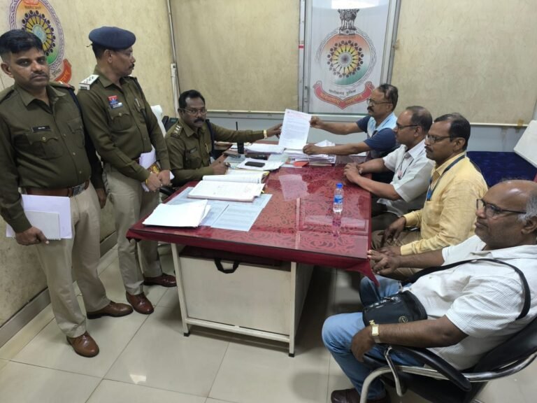 Demand to ban outside vehicles in BSP area, CITU leaders meet IG, ASP