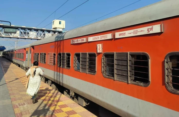 Sarnath Express canceled again to prevent crowd in Mahakumbh, route of Durg-Nautanwa changed