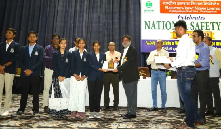 RINL NEWS: Everyone saw the scene of Bhopal gas tragedy in Visakhapatnam Steel Plant