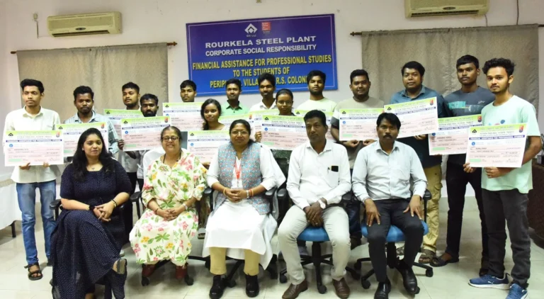 Rourkela Steel Plant showed a big heart, giving scholarships up to 1.5 lakhs to village children