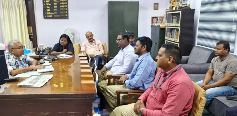 The closed schools of Bokaro Steel Plant should be converted into Ambedkar Bhawan it will save from encroachers (1)