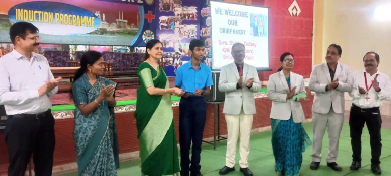 Induction of newly admitted students in Bhilai Vidyalaya Sector-2, grand welcome