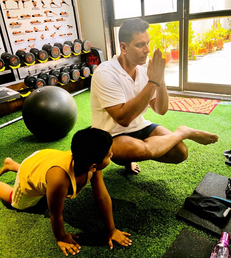 MLA Devendra Yadav did Padma Utkatasana on Yoga Day, message of fitness