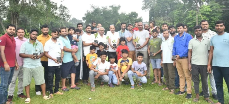 Diploma holders of Bokaro Steel Plant started a plantation campaign