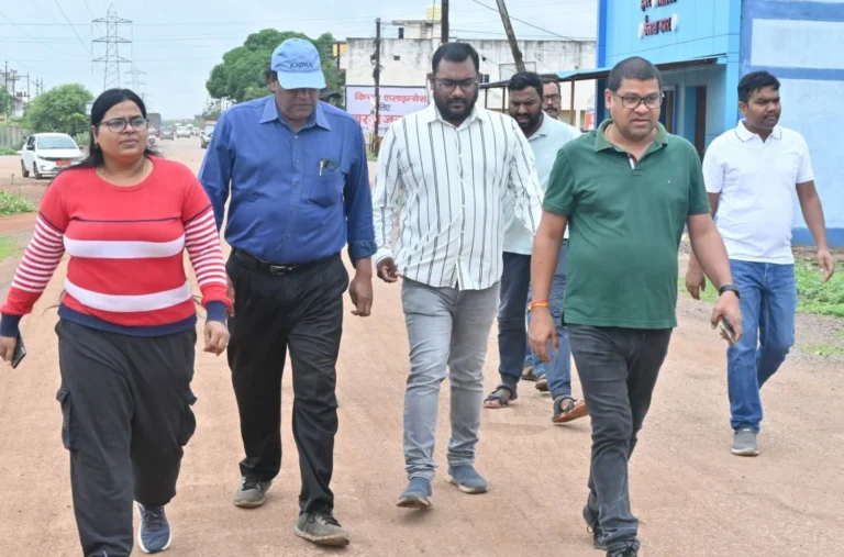 If your government house is dilapidated then apply for a new one, the commissioner arrived