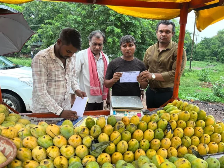 Municipal Corporation and Bhilai Steel Plant launched a campaign against single-use plastic, action will be taken against shopkeepers