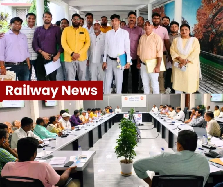 The newly elected organization NE Railway Mens Congress opened the box of problems of railway employees in front of DRM (1)