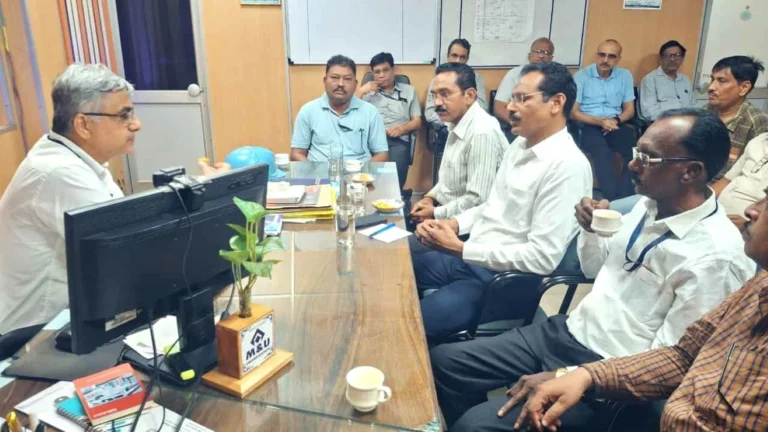 Bhilai Steel Plant INTUC Delegation held a Meeting with CGM Shops HK Sachdeva