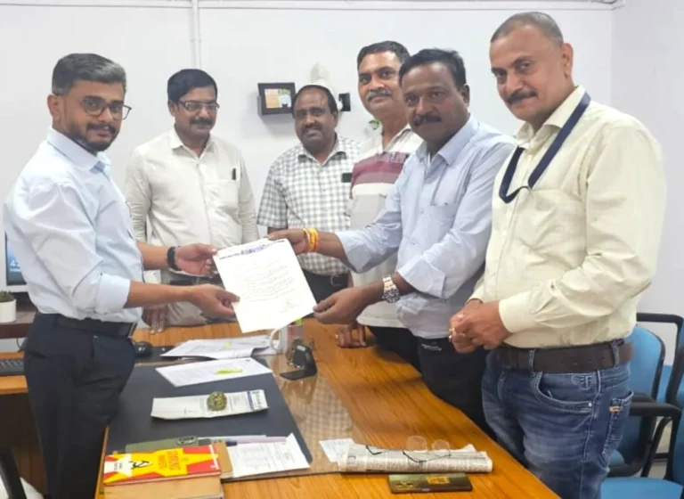 Bhilai Steel Plant BSP Contract Workers Demand Accident Insurance of 50 Lakh Rupees