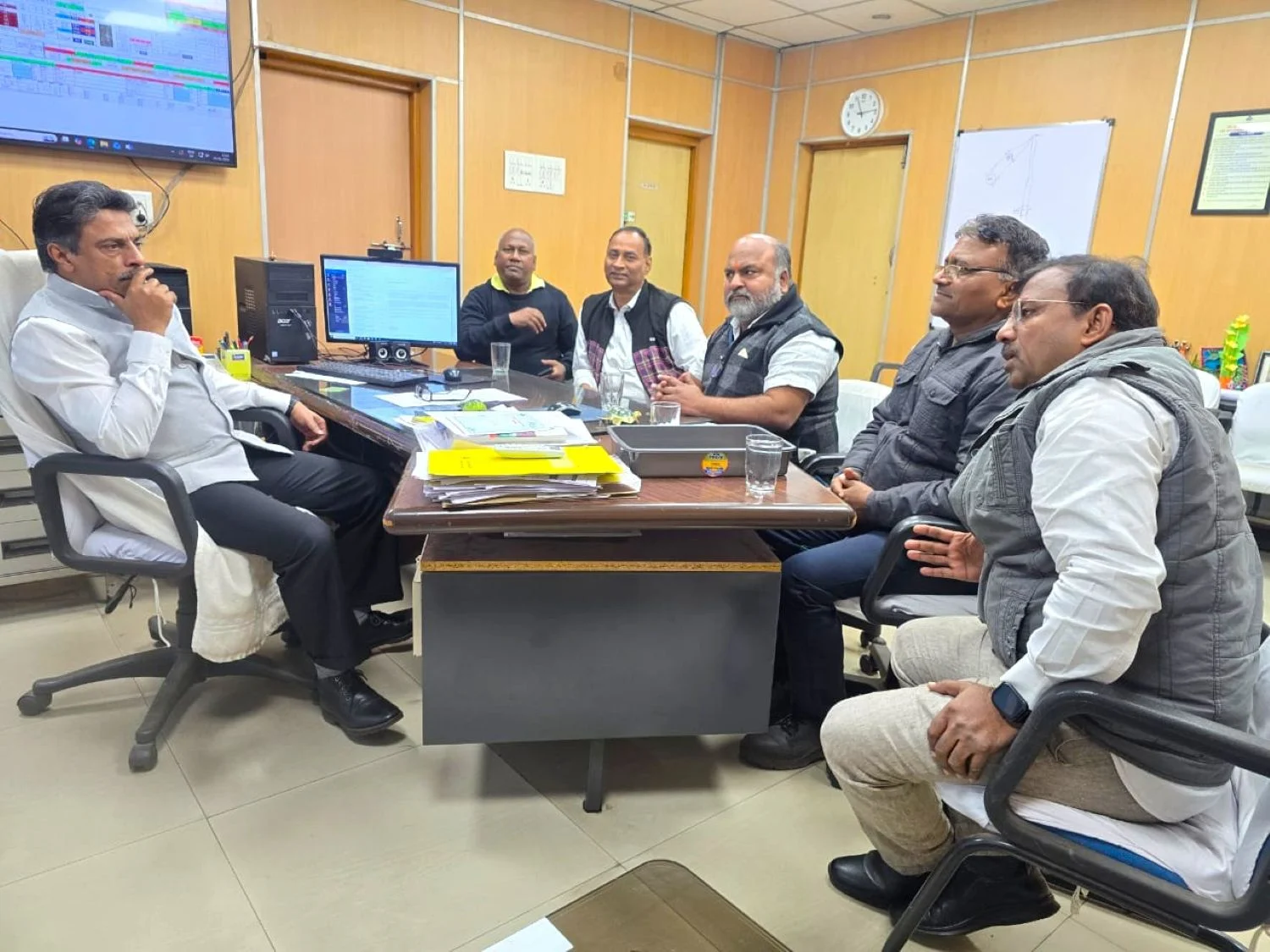 Bhilai Steel Plant Overloaded Trucks and Pigs are inviting Accidents BMS Leader Meets CGM