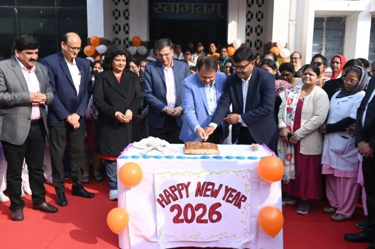 Bokaro Steel Plant Director-in-charge of BSL Raises Morale of Ispat Workers on First Day of the Year, Focus on Goals